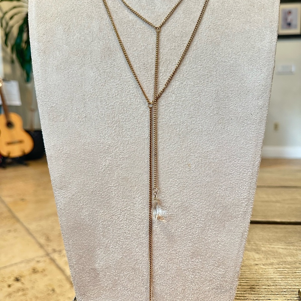 Elegant Gold Layered Necklace